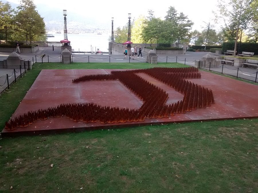 «F Grass»