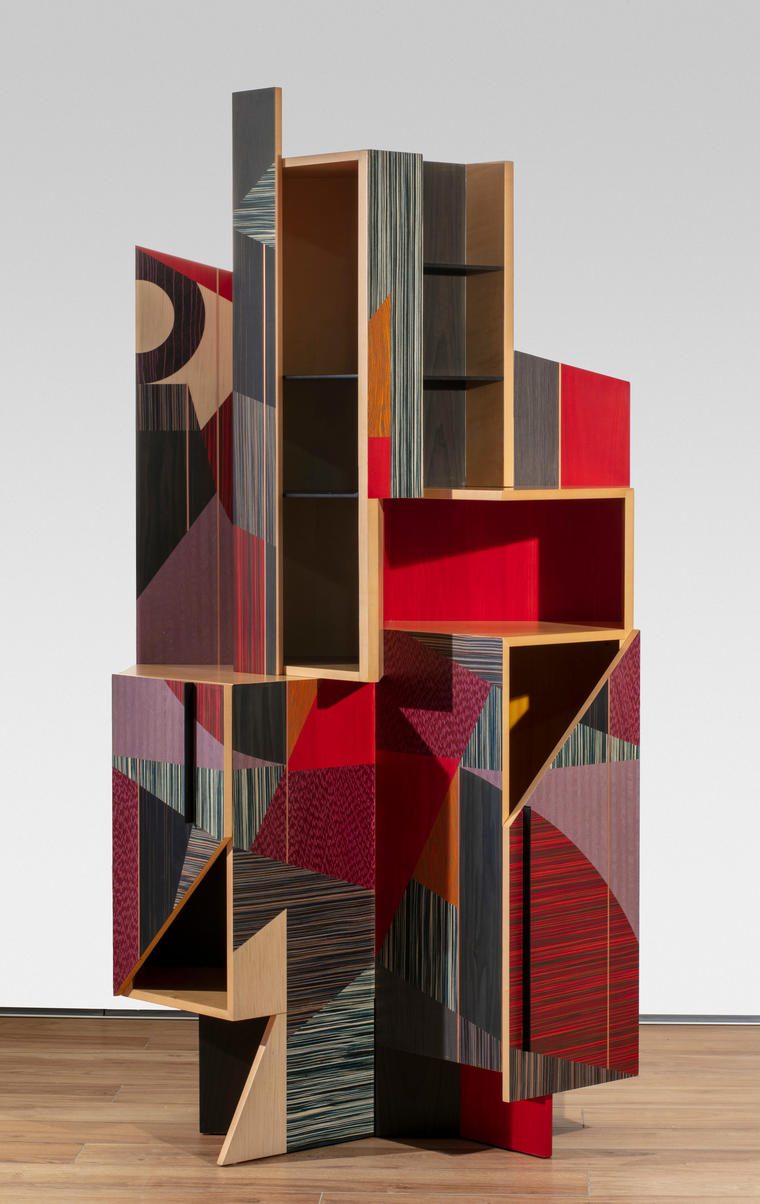 Сервант Magico 3, 2010