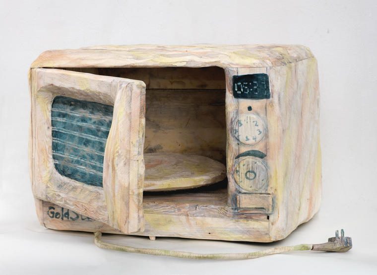 Микроволновка из серии «Бытовые приборы», 2019