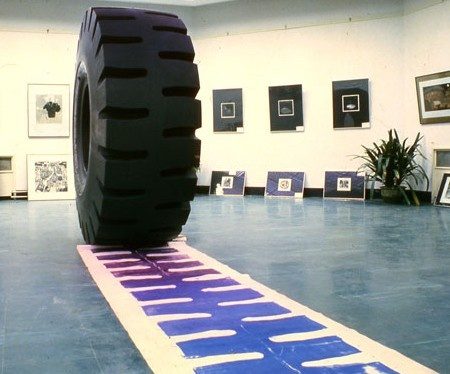 大轮胎 (Big Tire), 1986